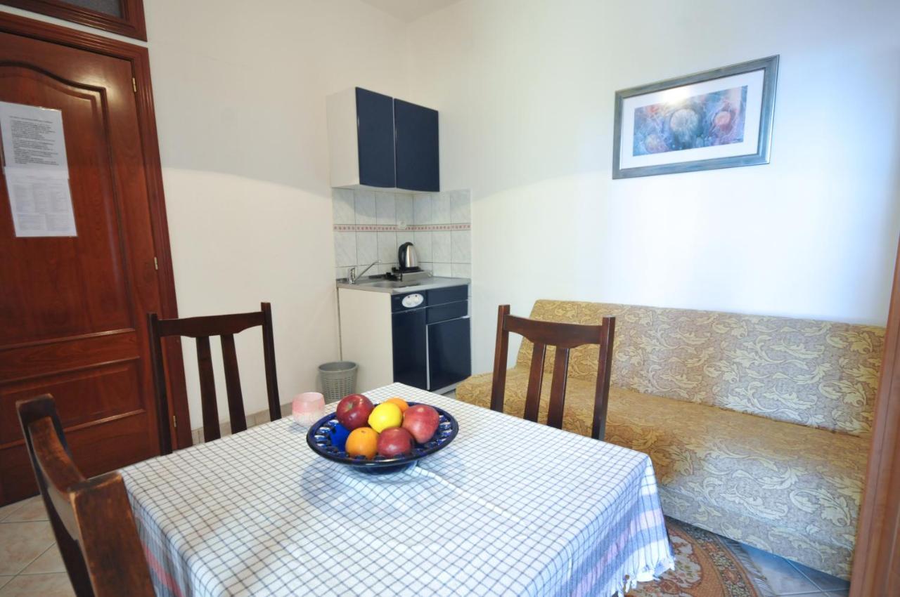 Apartments Balic Светі-Стефан Екстер'єр фото