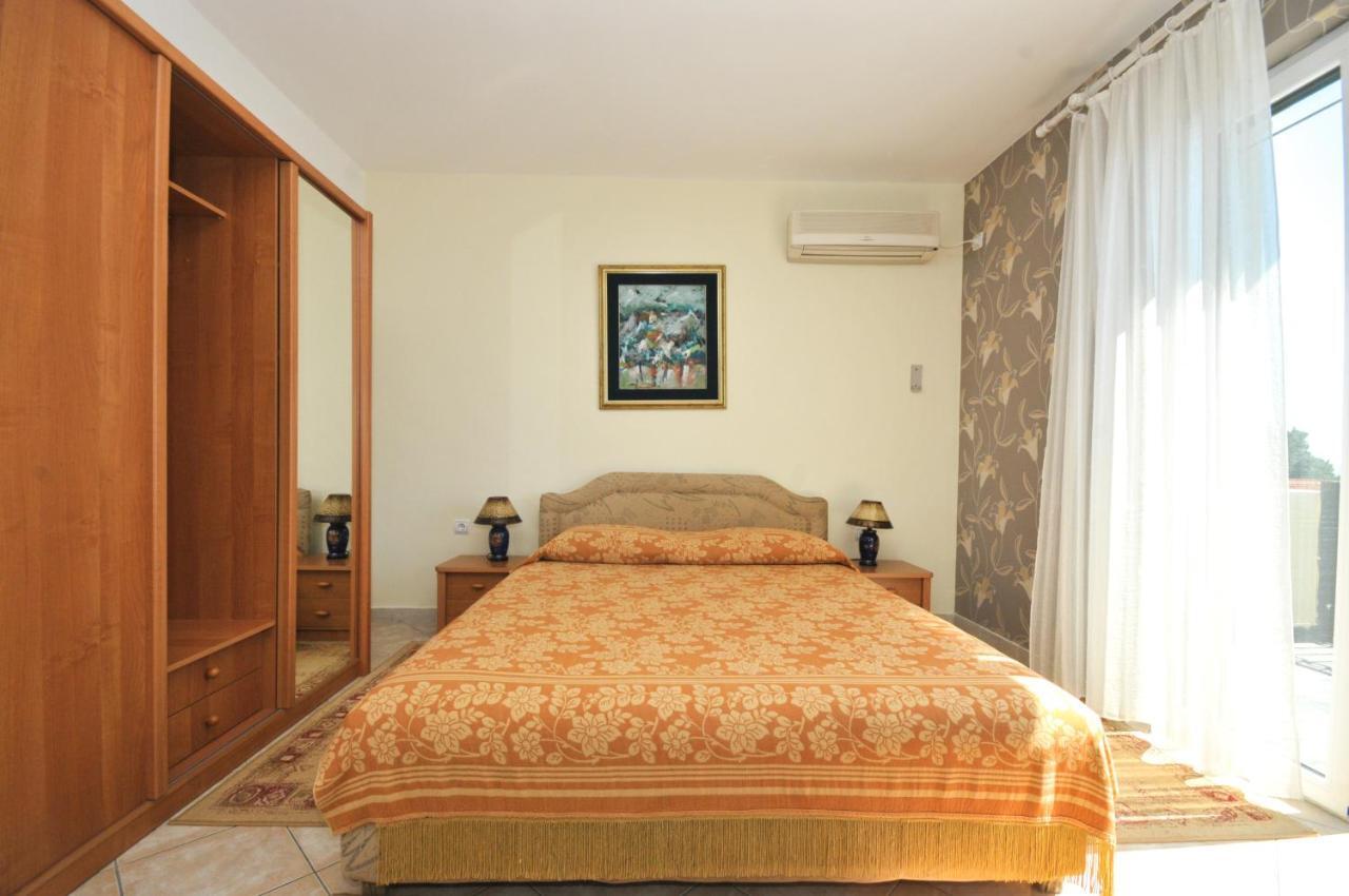 Apartments Balic Светі-Стефан Екстер'єр фото