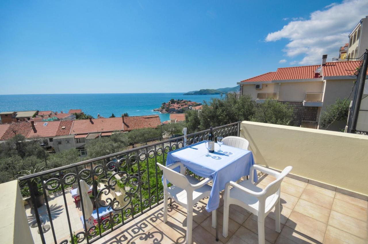 Apartments Balic Светі-Стефан Екстер'єр фото
